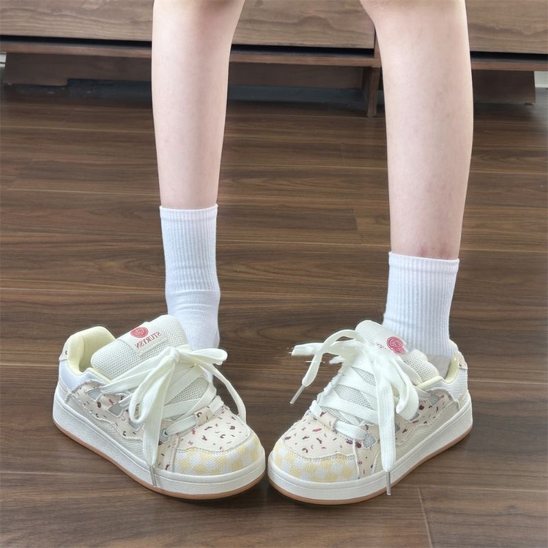 Damen Sportliche Sneakers mit verspieltem Design und bequemem Kunststoff-Obermaterial Echo Archiv