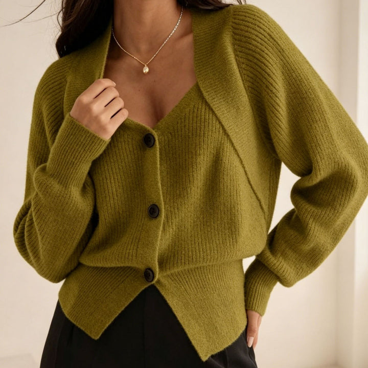 Damen Überschnittiger Feinstrick-Cardigan mit V-Ausschnitt und Knopfleiste – Veloura