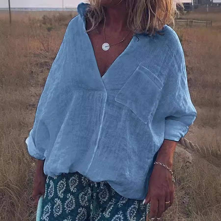 Damen Oversized Leinen-Look Bluse mit tiefem V-Ausschnitt, aufgesetzter Brusttasche und hochgerollten Dreiviertelärmel – Élovi