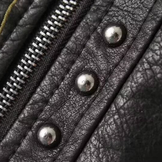 Damen Kurz‑Bikerjacke aus veganer Lederoptik mit bestickten Blumenapplikationen und Nieten Echoarchiv