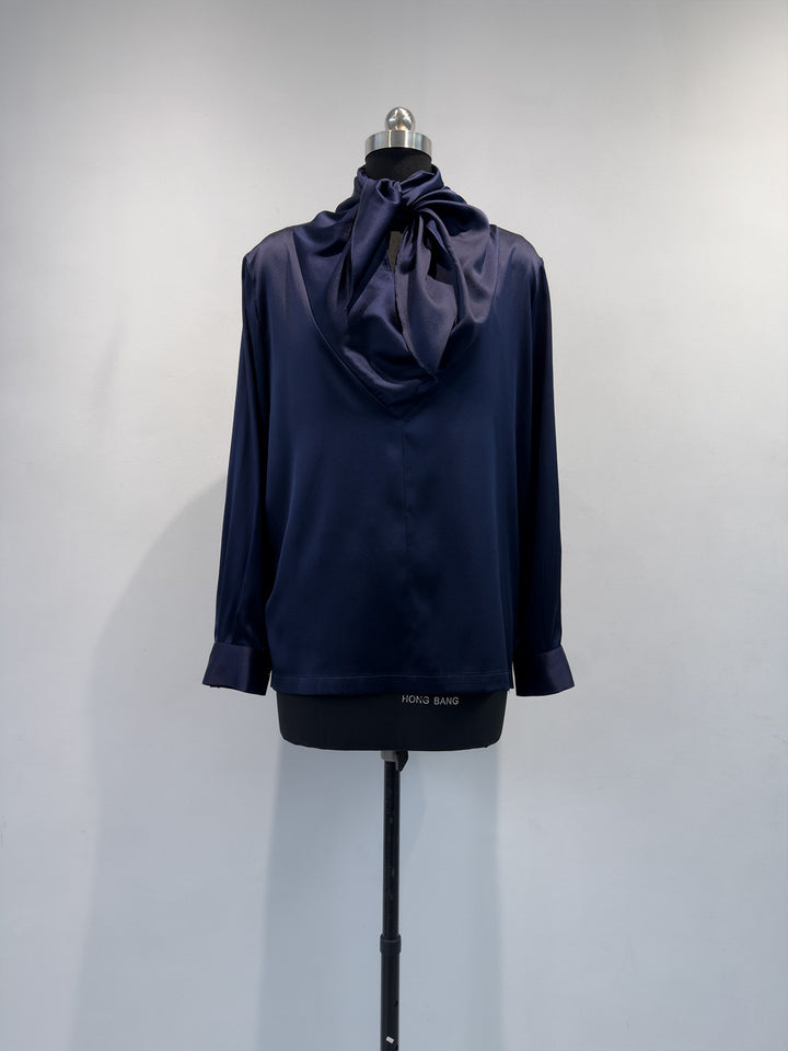 Damen Elegante Satin Kapuzenbluse Echoarchiv