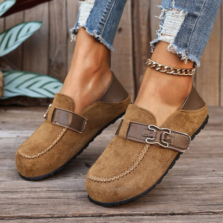 Damen Mokassin-Slipper aus Veloursleder mit dekorativer Metall-Schnalle – Lioré