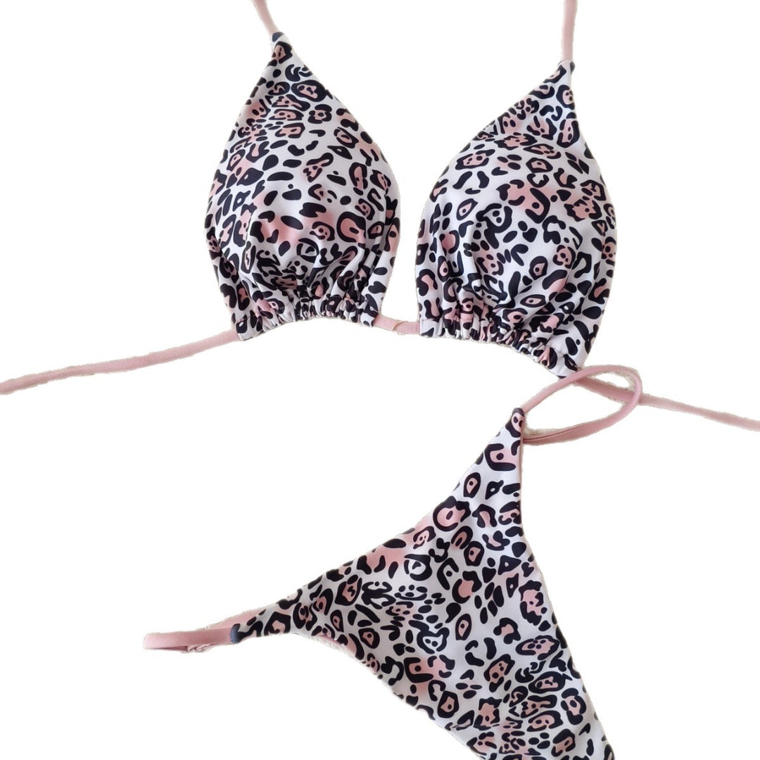 Damen Triangel-Bikini mit animalischem Muster und modischen Schnürdetails Echo Archiv