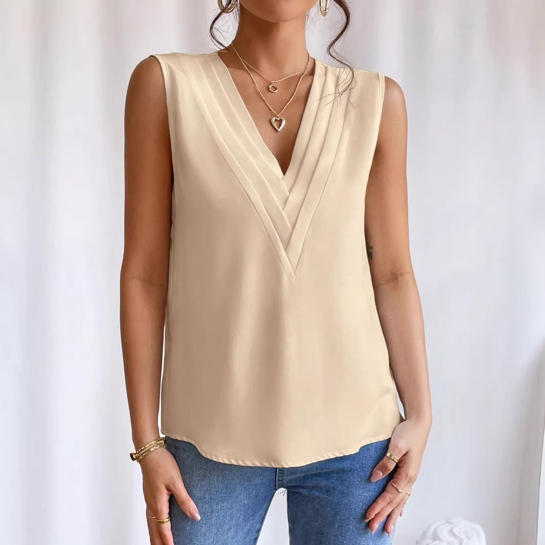 Damen Ärmellose Bluse mit plissiertem V-Ausschnitt und leichtem Satinfall Echo Archiv