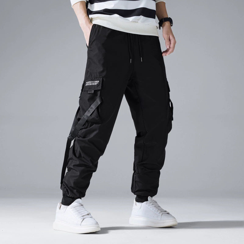 Herren Tapered Cargo-Jogginghose mit mehrfachen Klapp‑ und Gurtbandtaschen Echo Archiv