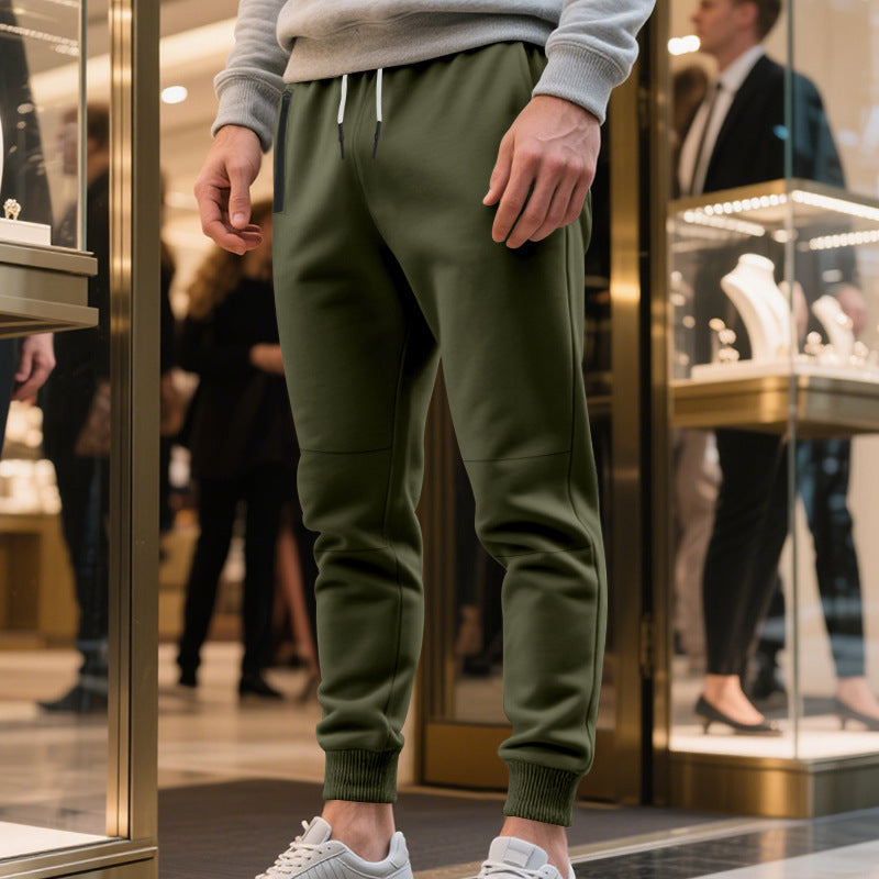 Herren Bequeme Jogginghose aus leichtem Fleece mit elastischem Bund und praktischen Taschen Echoarchiv