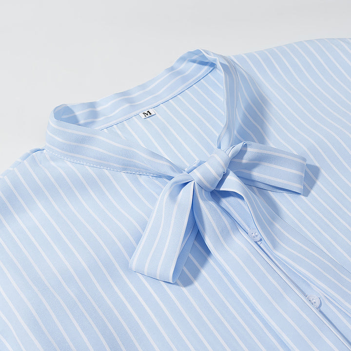 Damen Gestreifte Bluse mit Schleifenkragen und durchgehender Knopfleiste Echo Archiv