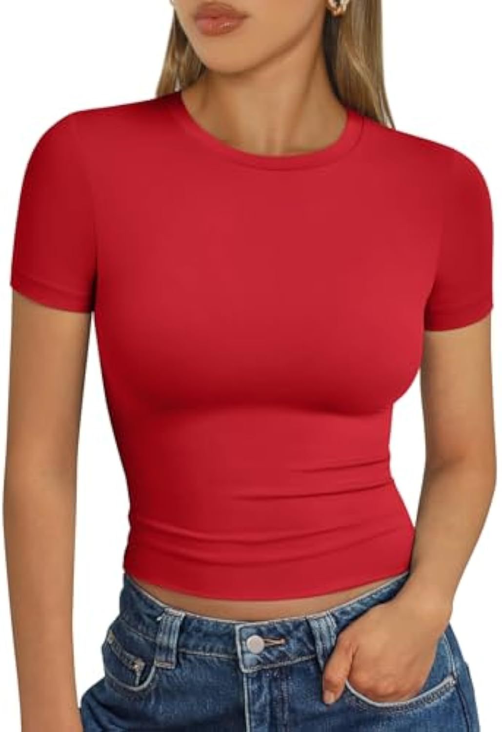 Damen figurbetontes Kurzarmshirt aus elastischem Material Echo Archiv