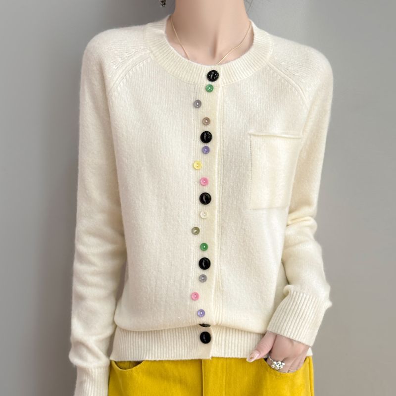 Damen Modischer Strickcardigan mit bunten Knöpfen Echo Archiv
