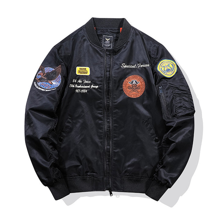 Herren Bomberjacke mit dekorativen Patch‑Applikationen, MA‑1‑Inspiriertes Utility‑Design – Brevano