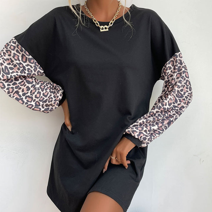 Damen Oversized Sweaterkleid mit Leo-Ärmeln und Rundhalsausschnitt Echoarchiv