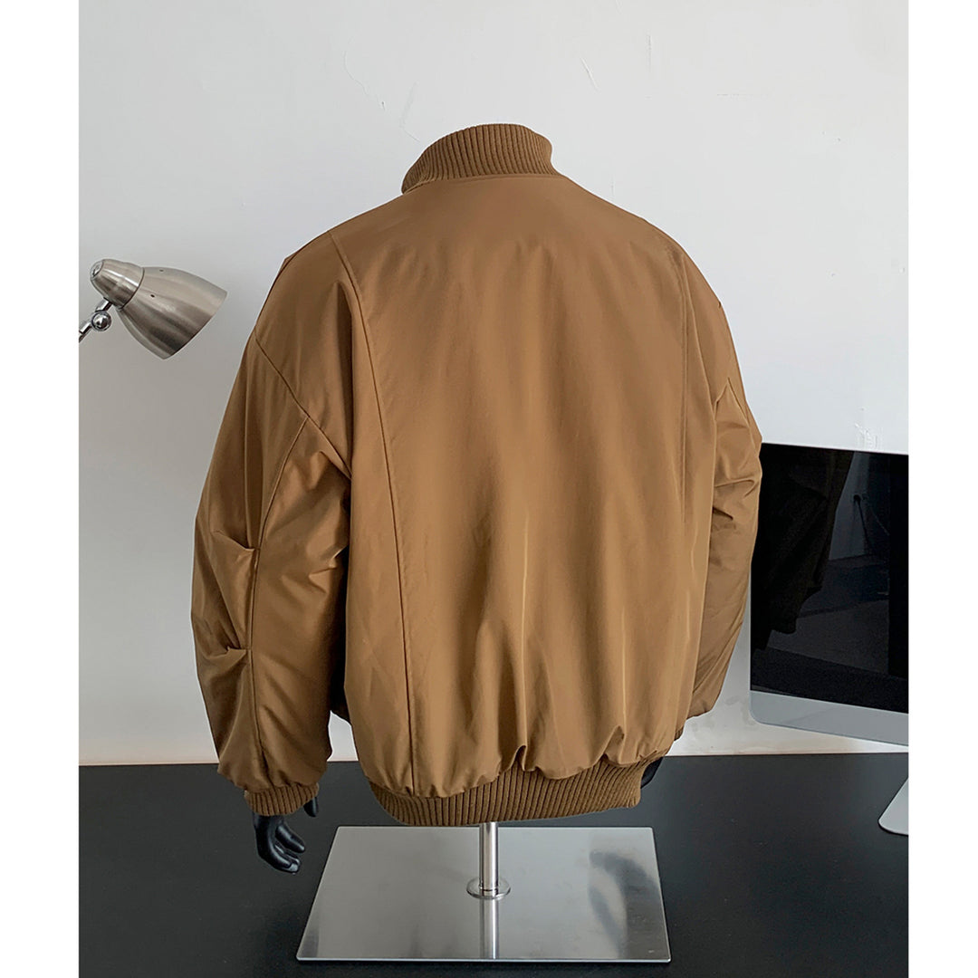 Herren Oversized Stepp-Bomber mit hoher Rippenkragenkonstruktion und verdecktem Reißverschluss Echo Archiv