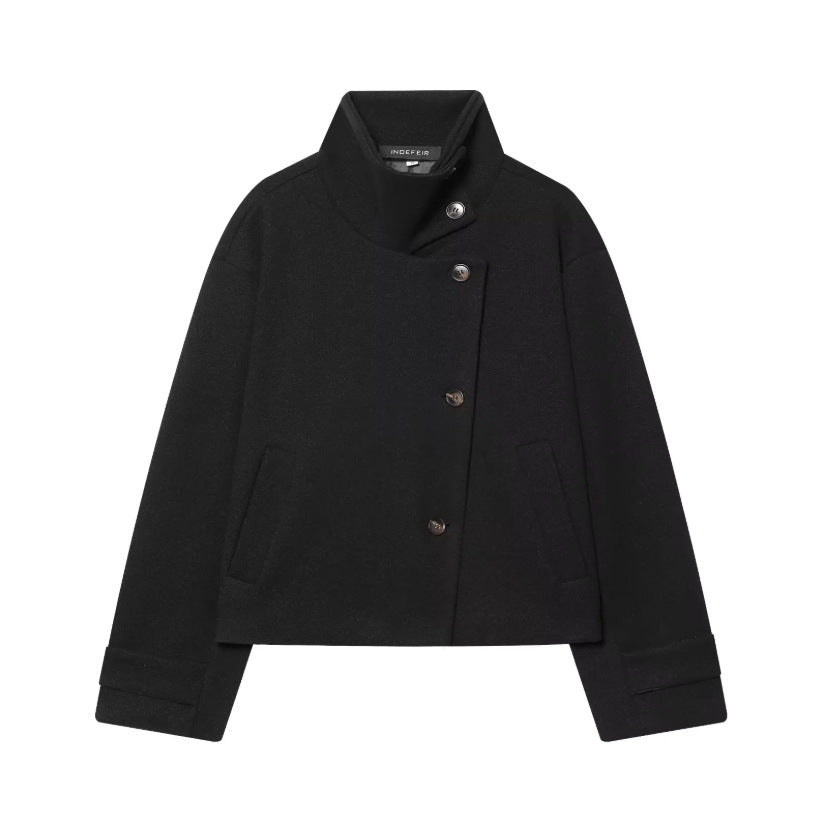 Damen Cropped Wollmix-Kurzjacke mit hohem Stehkragen, asymmetrischer Knopfleiste und Krempelmanschetten Echoarchiv