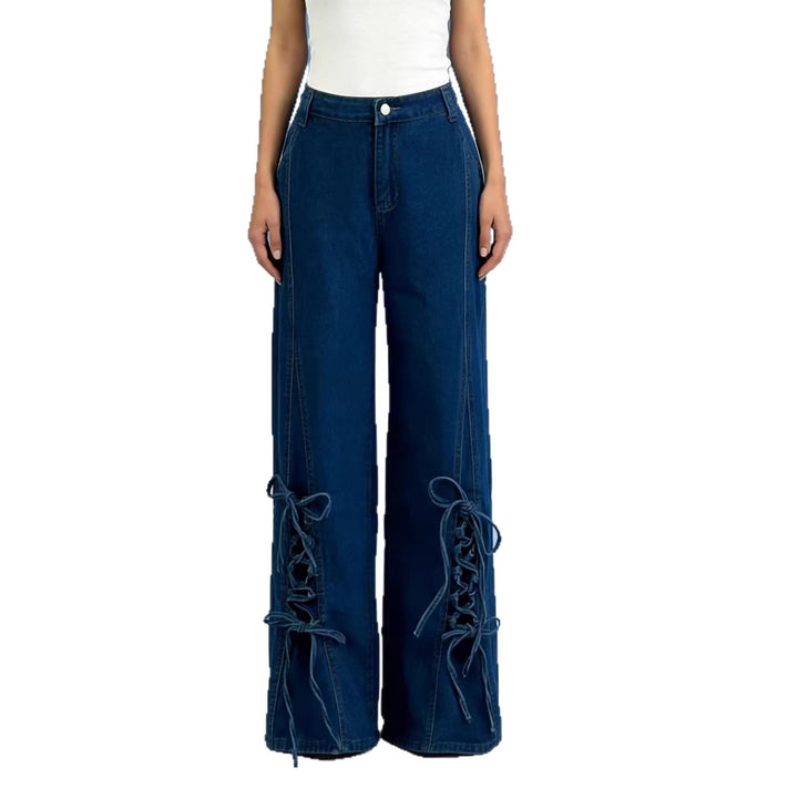 Damen Schlagjeans mit trendigem Schnürdetail und weitem Bein Echo Archiv