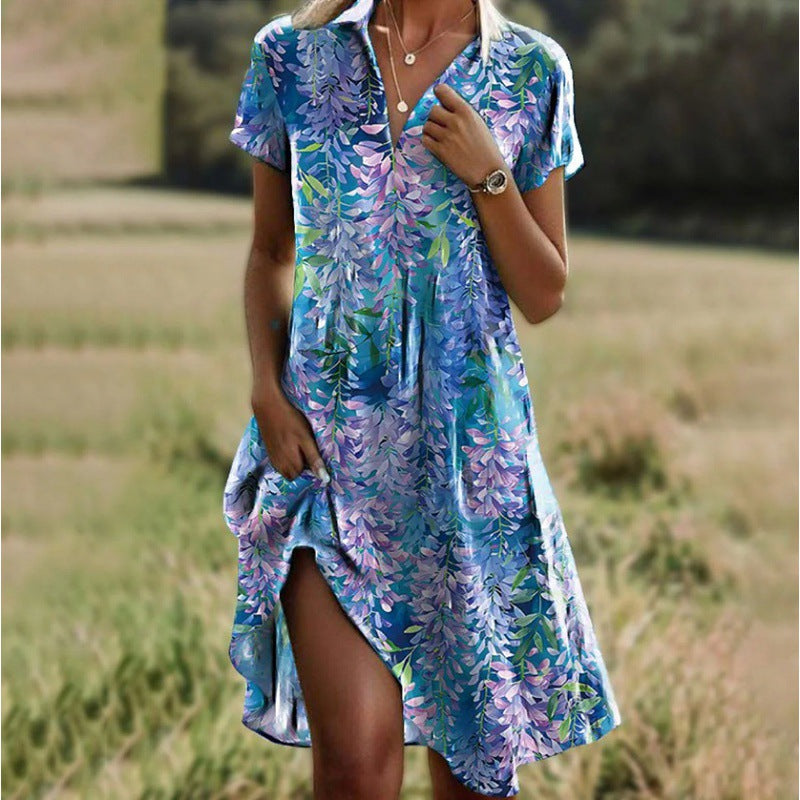 Damen Sommerkleid mit floralen Mustern Echoarchiv