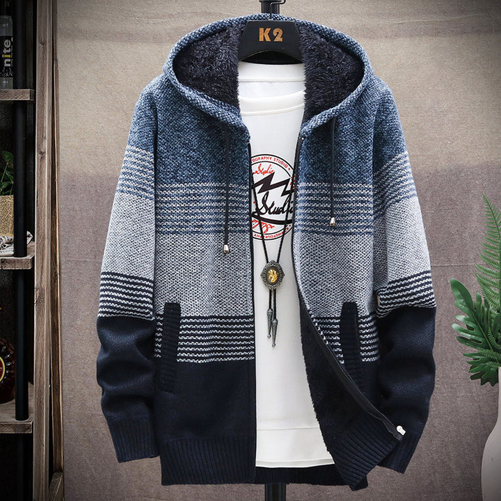 Herren kuschelige Strickjacke mit Kapuze und trendigem Streifenmuster Echoarchiv