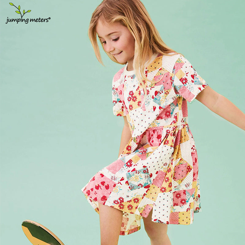 Mädchen Kurzarm Kleid mit fröhlichem Patchwork-Design Echo Archiv