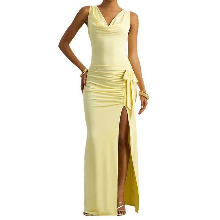 Damen Elegantes Maxikleid mit tiefem V-Ausschnitt und seitlicher Raffung Echo Archiv