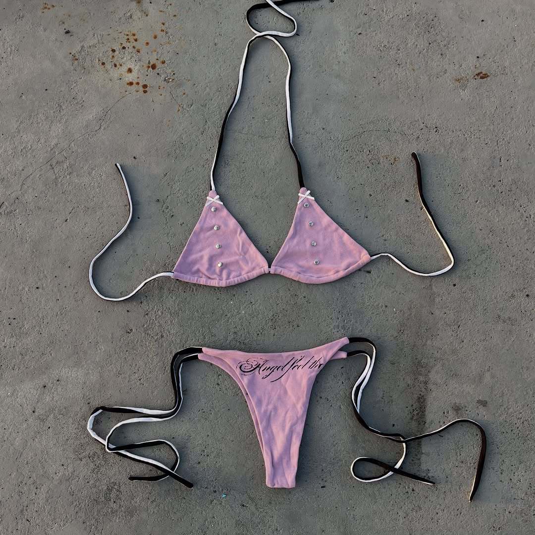 Damen verführerisches Bikini-Set mit einzigartigen Akzenten Echo Archiv