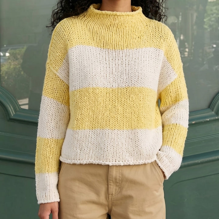 Damen Grobgestrickter Cropped-Pullover mit Stehkragen und überschnittenen Ärmeln Echoarchiv