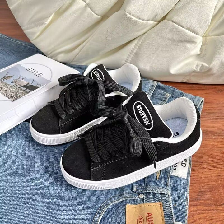 Damen Bequeme Sneakers aus weichem Wildleder mit sportlicher Sohle Echo Archiv