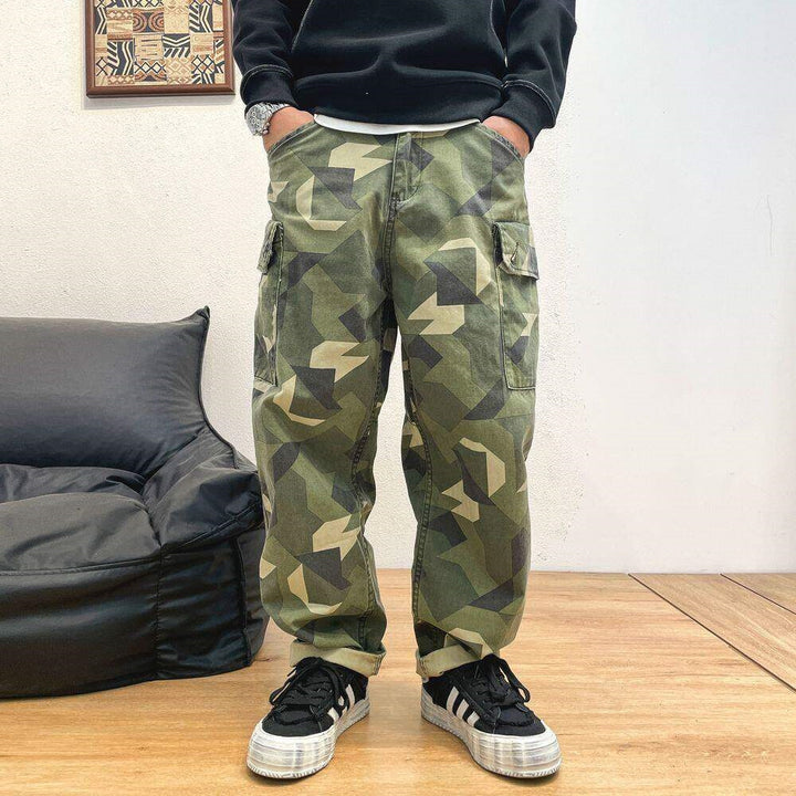 Herren Cargo-Hose mit Camouflage-Muster Echoarchiv
