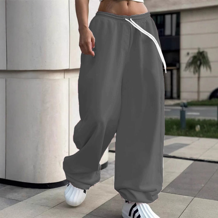 Damen weite Baggy-Jogginghose mit hohem Komfortbund, Kordelzug und elastischen Knöchelbündchen – Avélisse