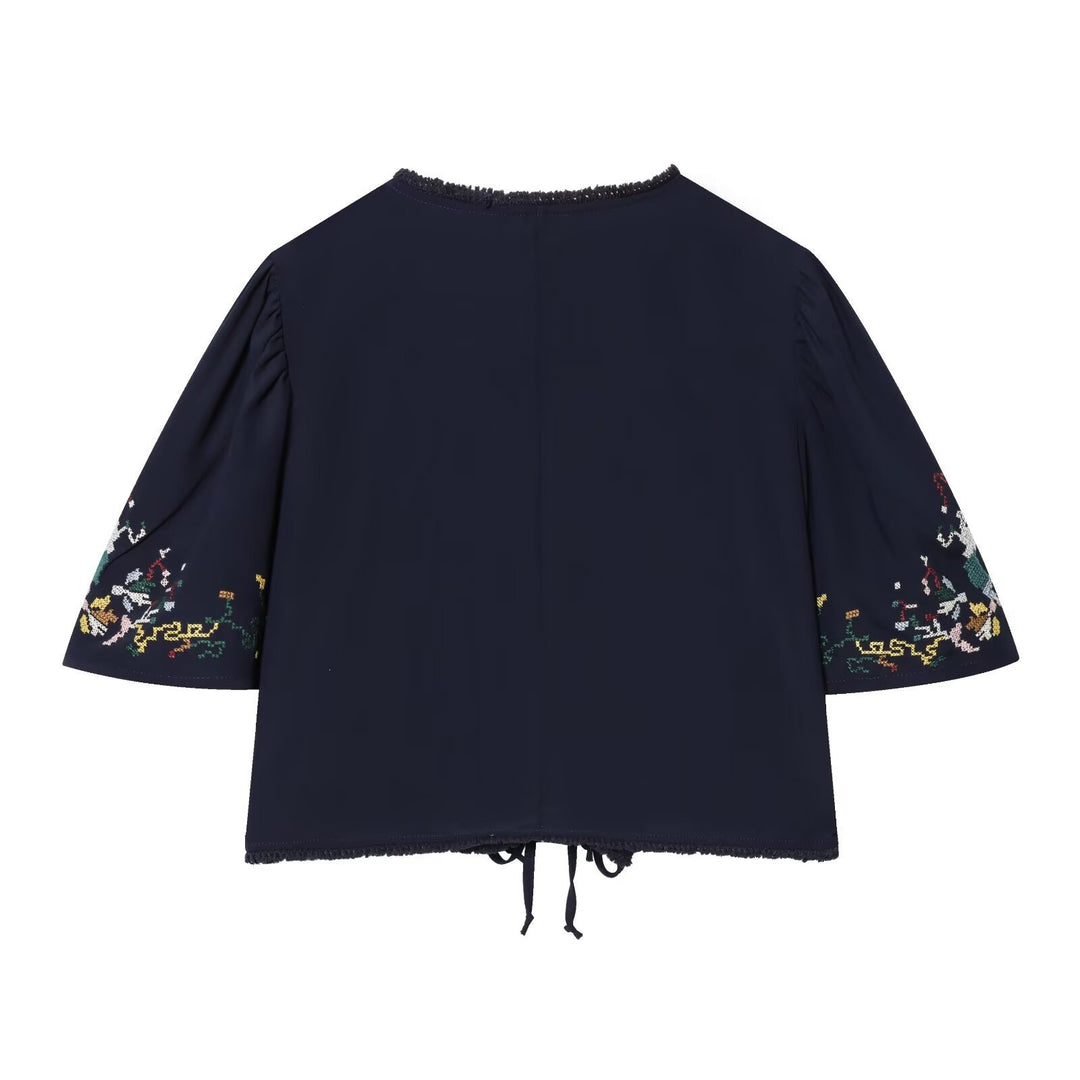 Damen kurze Bluse mit Platz für elegantes Binden Echo Archiv