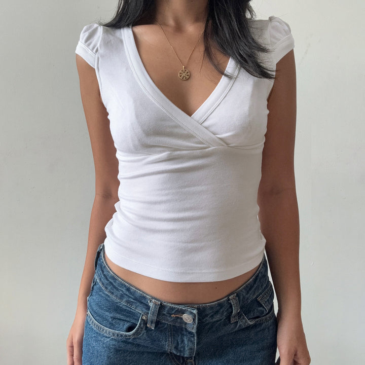 Damen Wickelshirt mit elegantem V-Ausschnitt und figurbetontem Schnitt Echo Archiv