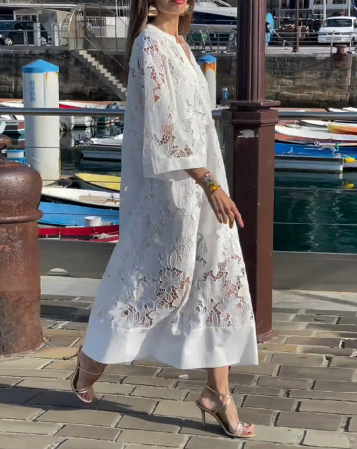 Damen nan luftiges Spitzen-Maxikleid mit floraler Ajourstickerei, lockerem Kimonoärmelschnitt und leichtem Unterkleid Echo Archiv