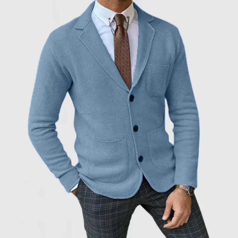 Herren modische Strickjacke mit eleganten Knopfdetails und praktischen Taschen Echoarchiv