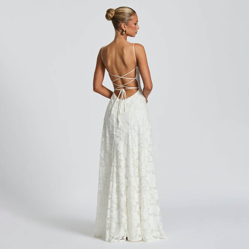 Damen Elegantes und figurumspielendes Abendkleid mit floralen Applikationen Echo Archiv