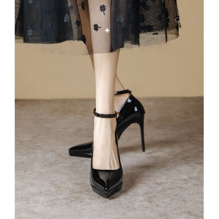Damen Spitzer Plateau-Pumps mit sculpted Stiletto und Knöchelriemen – Lioré