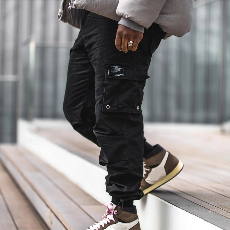 Herren nan urbaner Utility-Jogger mit geknöpften Cargotaschen und verstellbarem Knöchelzug Echo Archiv