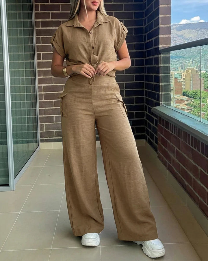 Damen lässiger Jumpsuit mit hochgeschlossenem Kragen und praktischen Seitentaschen Echo Archiv