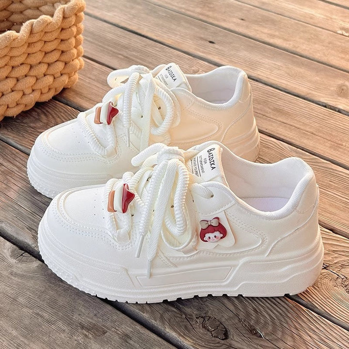 Damen Sportliche Sneakers mit verspielten Applikationen Echo Archiv