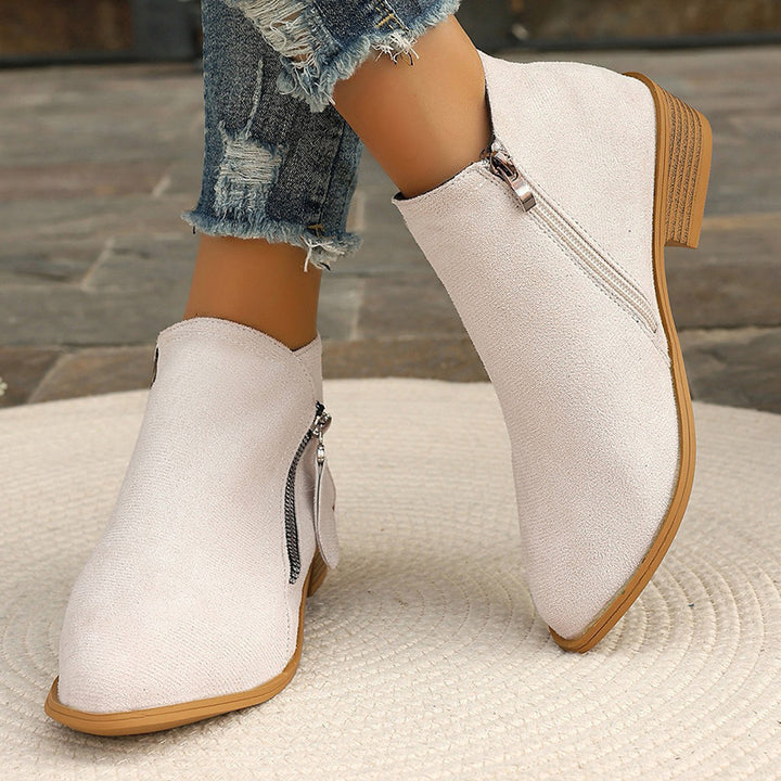Damen Kurzschaft-Stiefeletten mit seitlichem Reißverschluss und kleinem Blockabsatz – Varelle