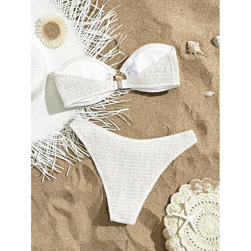 Damen Bandeau-Bikini mit raffiniertem Knoten und elegantem Schmuckdetail Echo Archiv