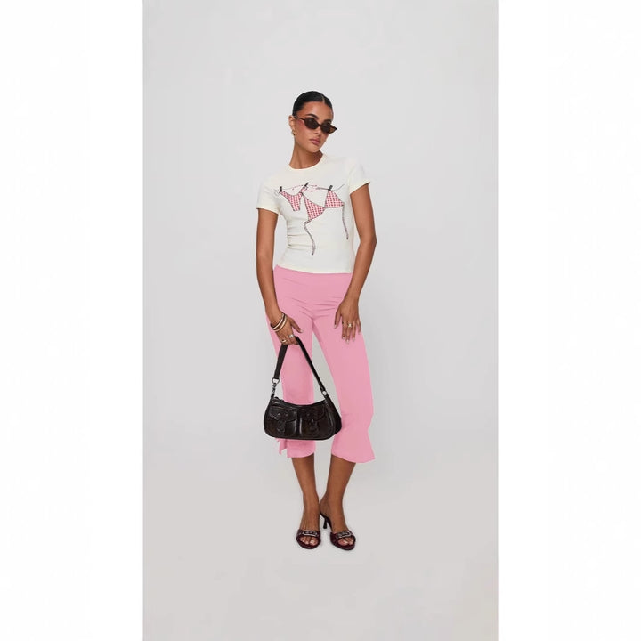 Damen T-Shirt mit kreativem Druck und figurbetontem Schnitt Echo Archiv
