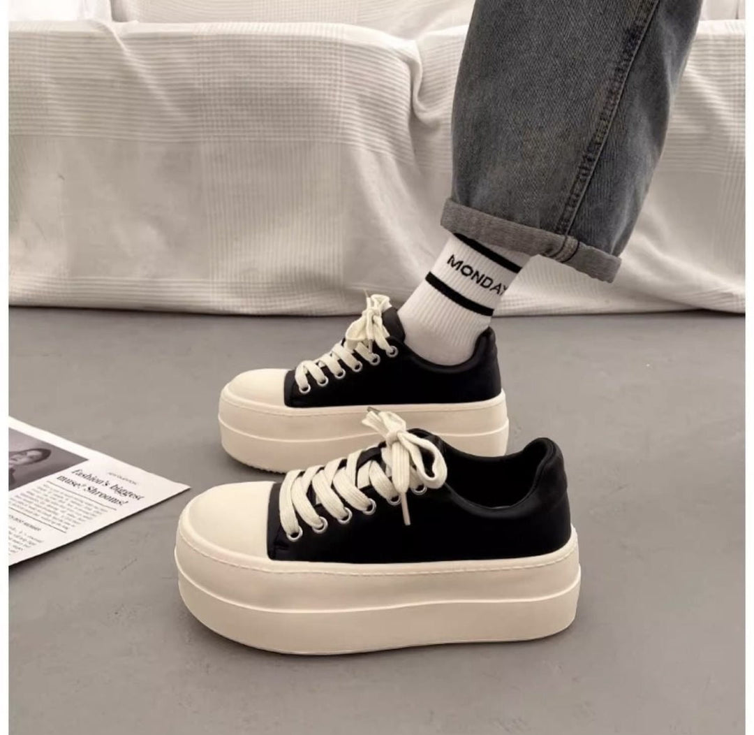 Damen Sneaker mit modischer Plateau-Sohle Echo Archiv