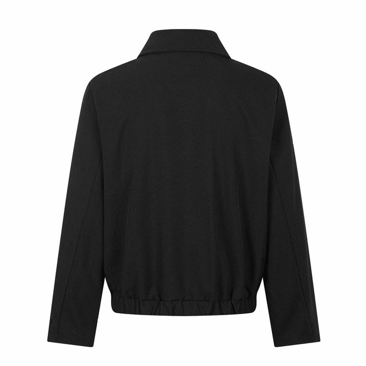 Damen Kurzblouson im Overshirt‑Stil mit markantem Hemdkragen und Metallhakenverschluss Echoarchiv