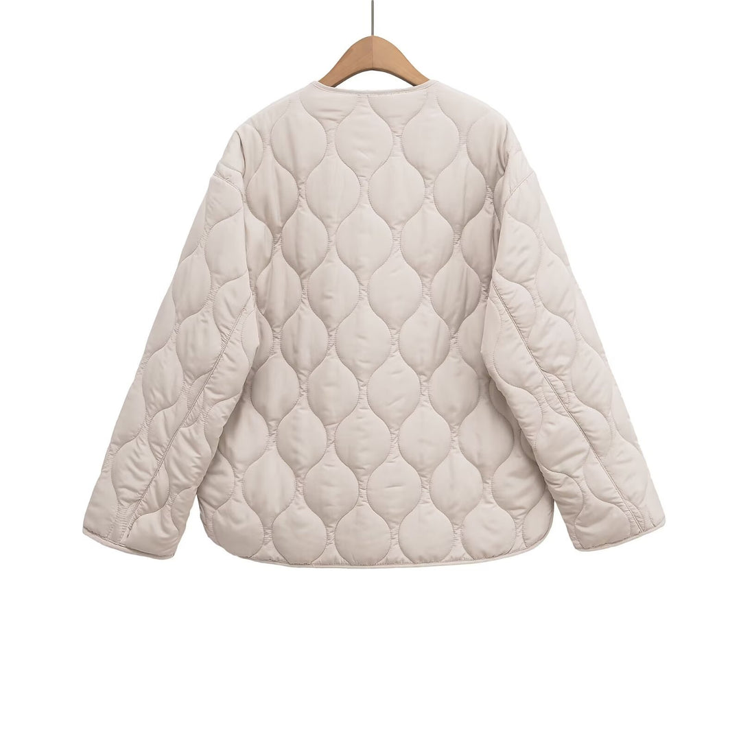 Damen gesteppte Oversize‑Steppjacke mit Rundhals, durchgehendem Reißverschluss und aufgesetzten Taschen – Célinea