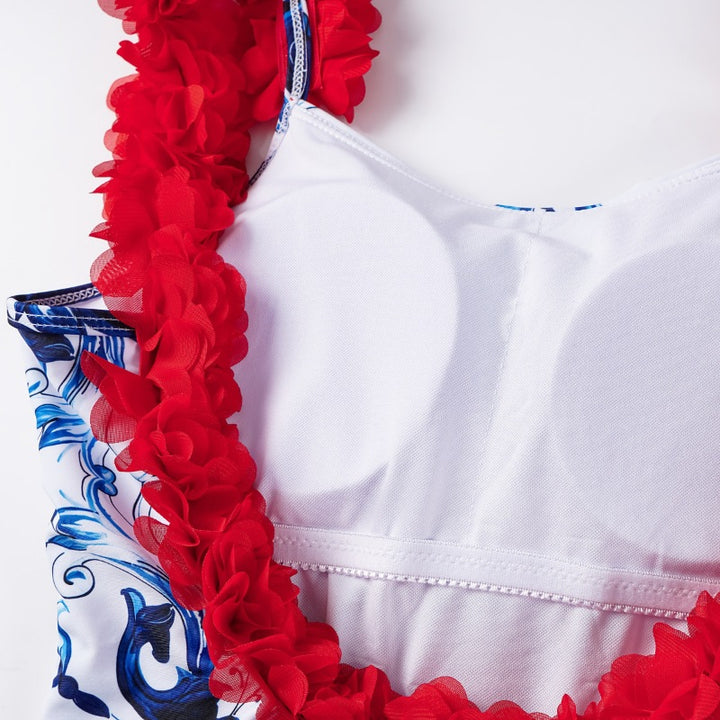 Damen Bikiniset mit floralem Muster und eleganten Rüschendetails Echo Archiv