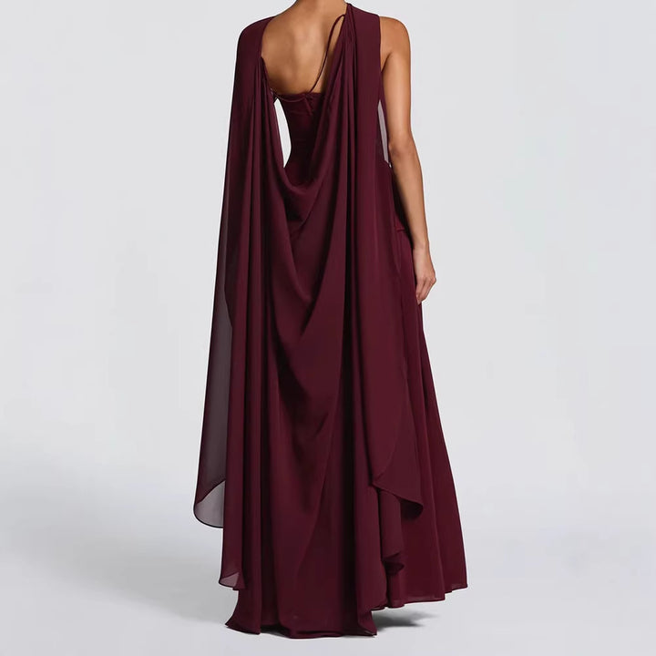 Damen Elegantes Maxikleid mit asymmetrischem Schnitt und fließendem Cape Echo Archiv