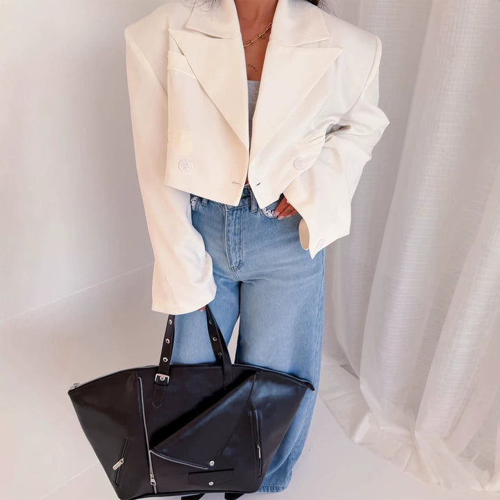 Damen Cropped-Boxy Kurzblazer mit kastiger Silhouette und überlangen Ärmeln Echoarchiv
