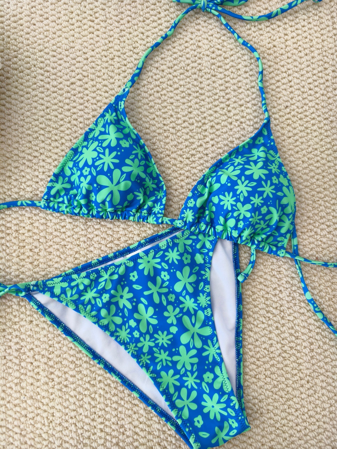 Damen Triangel-Bikini mit floralem Design Echo Archiv