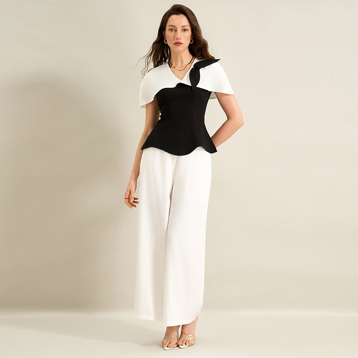 Damen Elegantes Top mit asymmetrischen Ärmeln Echo Archiv