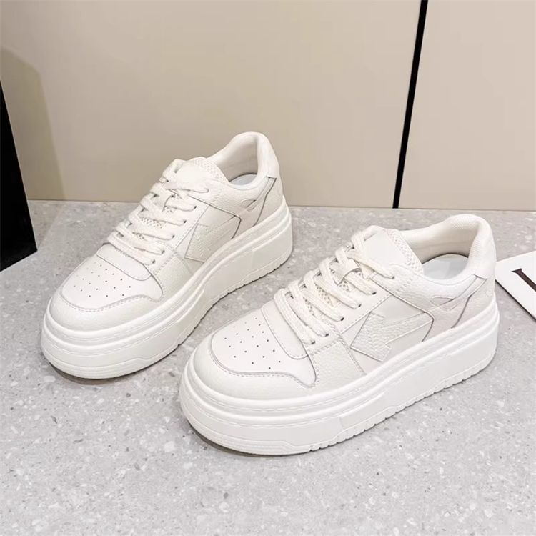 Damen Sneaker mit hohem Plateau und sportlichem Design Echo Archiv