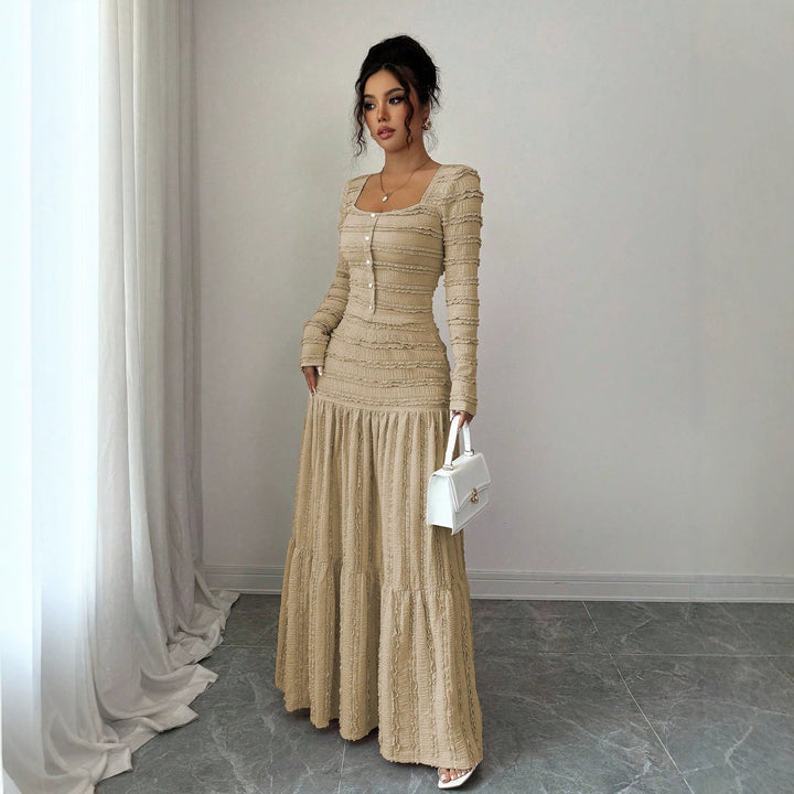 Damen Figurbetontes strukturiertes Maxikleid mit quadratischem Ausschnitt und Knopfleiste – Valéora