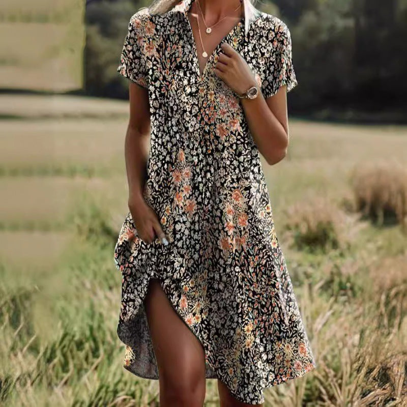 Damen Sommerkleid mit floralen Mustern Echoarchiv